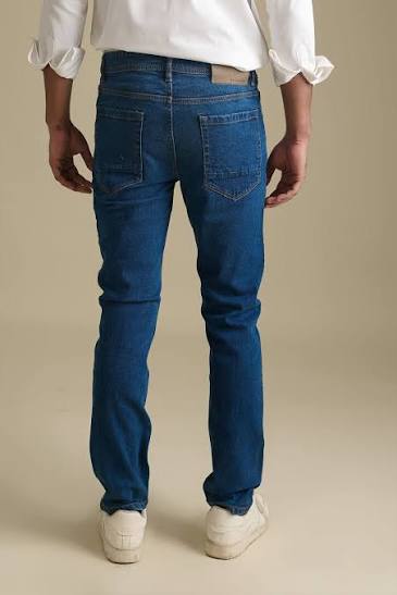 Regular fit image 4